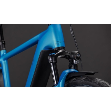 CUBE Kathmandu Hybrid Comfort Pro 800 - Azure'n'Black