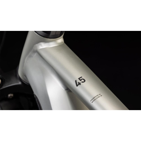 CUBE KATHMANDU HYBRID 45km/h 750